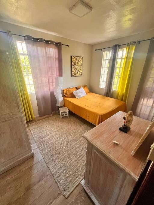 Apartment With Private Rooftop 450 M From The Beach Flic en Flac ภายนอก รูปภาพ